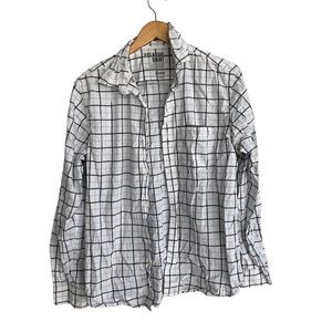 Old Navy The Classic Shirt Long sleeve button down Mens size Medium